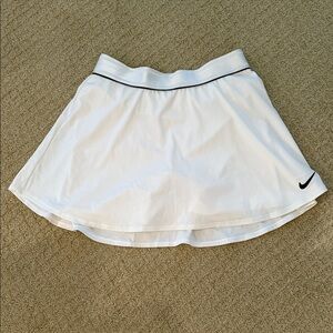 Nike Women's White Mini Skirt